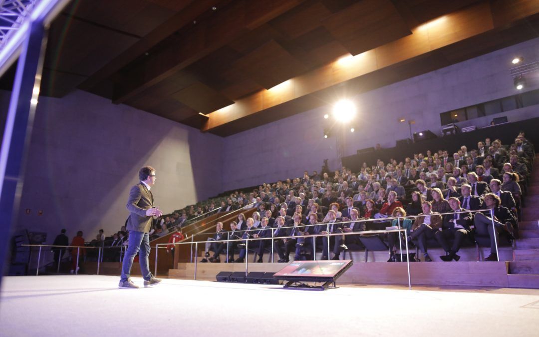 Más de 300 líderes empresariales gallegos “se apuntan” a la 4ª Revolución Industrial de la mano de Reinvéntate 2018