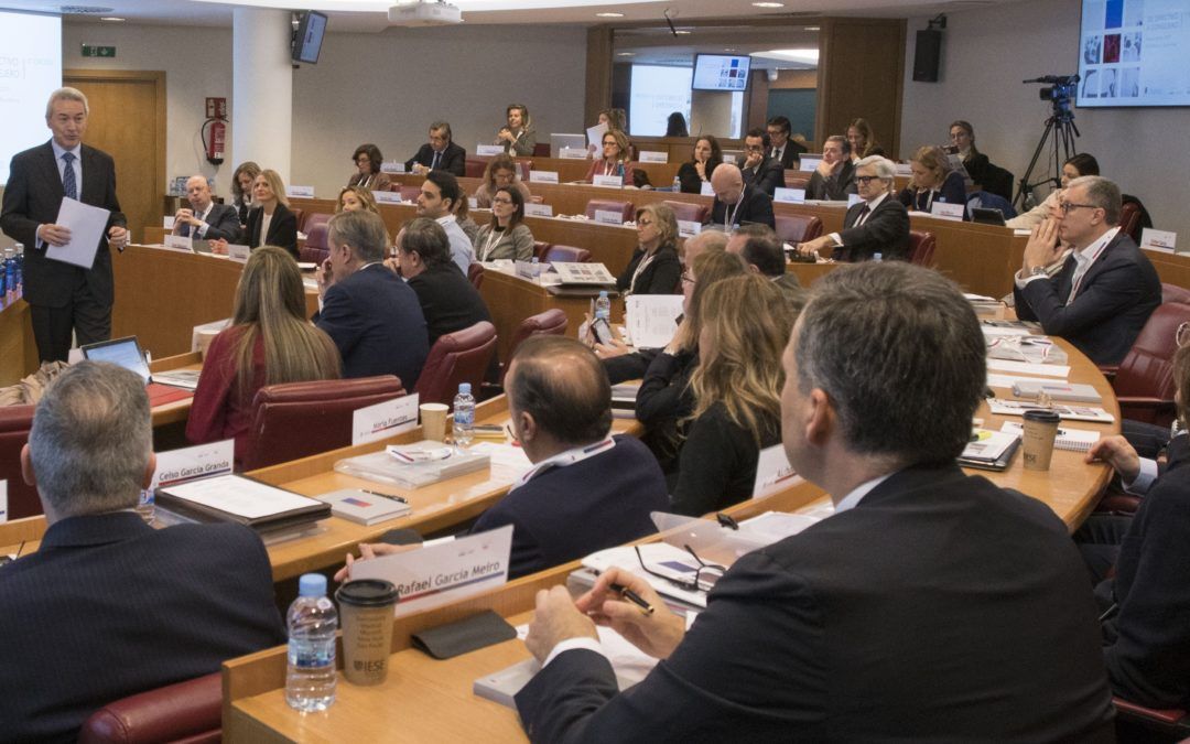 Una cincuentena de directivos se forma para dar el salto a los consejos de administración