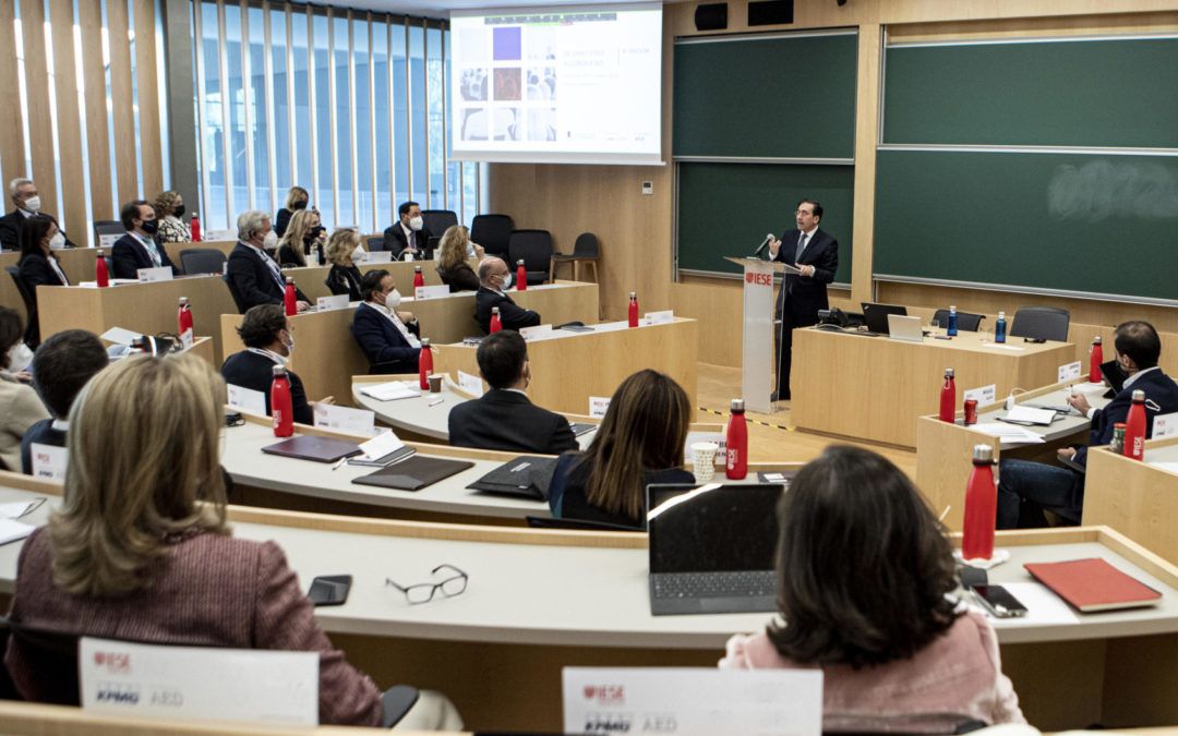 44 participantes de distintos perfiles y sectores: los futuros consejeros se dan cita en la 8ª edición del programa «De directivo a Consejero»