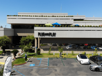 La AED incorpora a Plug and Play España como socio colaborador
