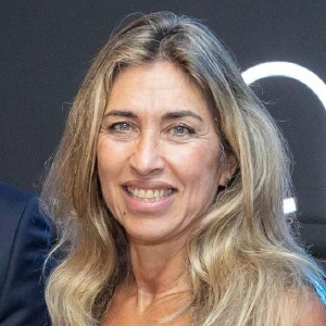 Miriam E. Falcón