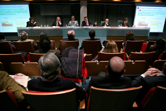 MESA REDONDA SOBRE LA CRISIS DE LAS HIPOTECAS SUBPRIME