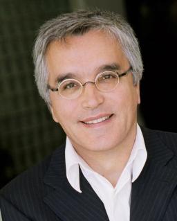 La Asociación Española de Directivos distingue a Enric Casi con el Premio AED al Directivo del año 2006